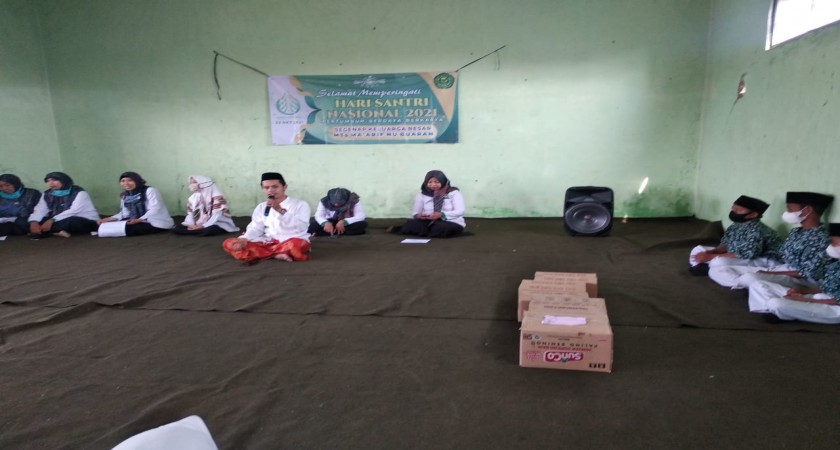 Peringatan Hari Santri Nasional Tahun 2021 di MTs Ma'arif NU Buaran