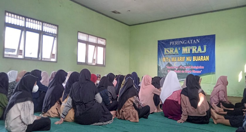 MTs. Ma'arif NU Buaran Gelar Peringatan Isra' Mi'raj Nabi Muhammad SAW